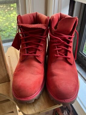 Red Premium 6” Timberland boots